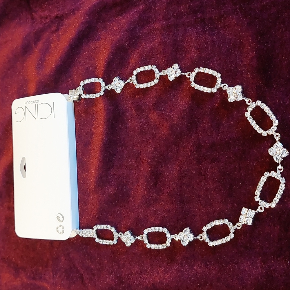 Icing Rhinestone Necklace - Picture 2 of 9